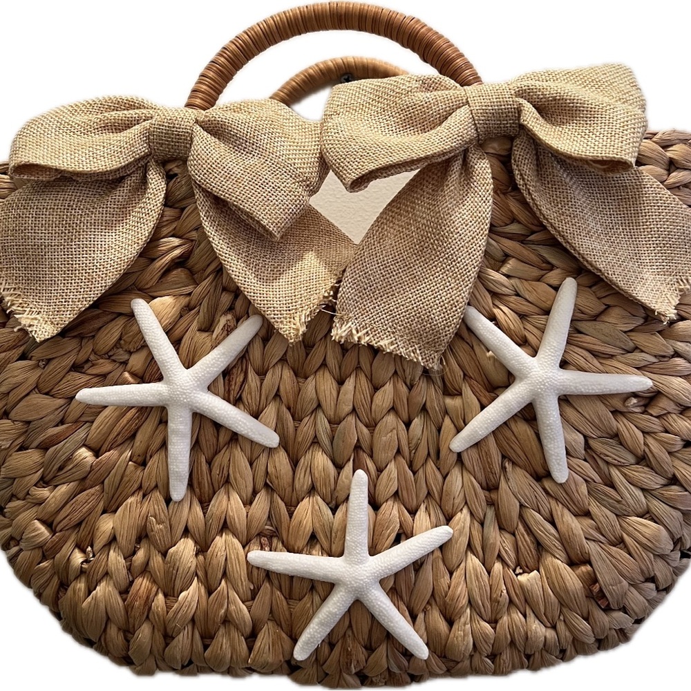Straw, Raffia, Wicker purse / bag. Refabulous. Redone. Refun. Reinspired.